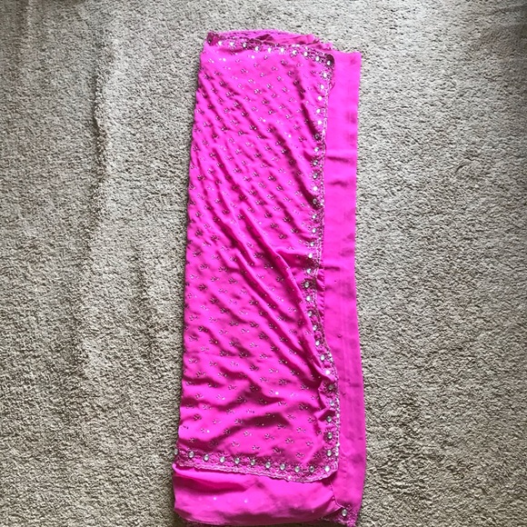 Pink Georgette Sari - Picture 1 of 6